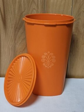 Vintage Tupperware Servalier Tall Orange canister 10.5" 808-4 Lid, 1222-6 Base